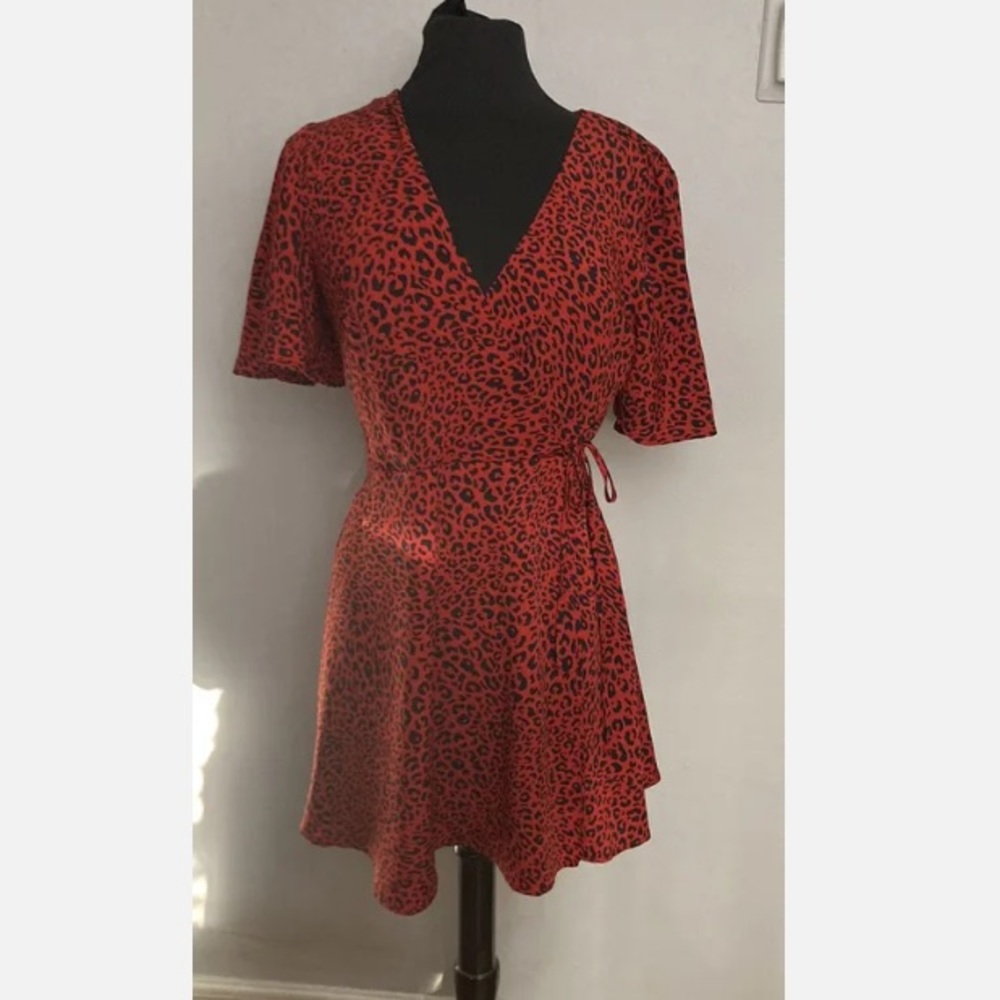 9-28 Speechless dress red animal print Large flutter sleeve faux wrap